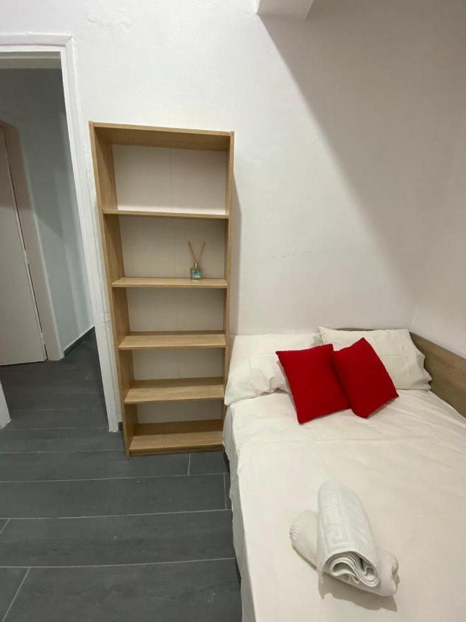 דירות קאנוני Casa Di Vittorio מראה חיצוני תמונה
